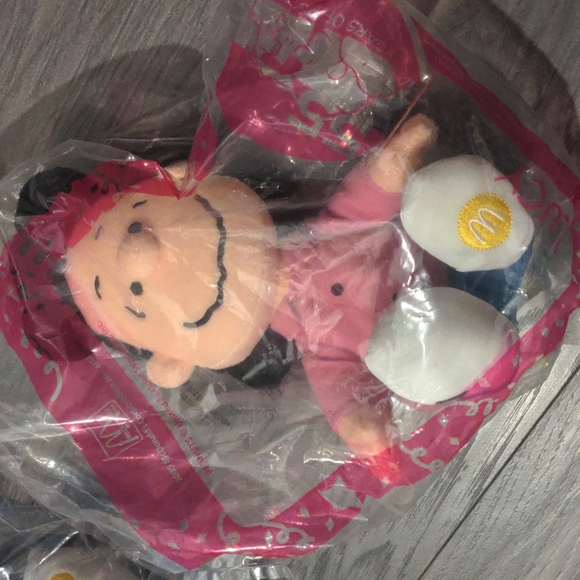 NWT 😍Peanuts 55th Anniversary Plush set of 4 from McDonald's - Picture 5 of 5